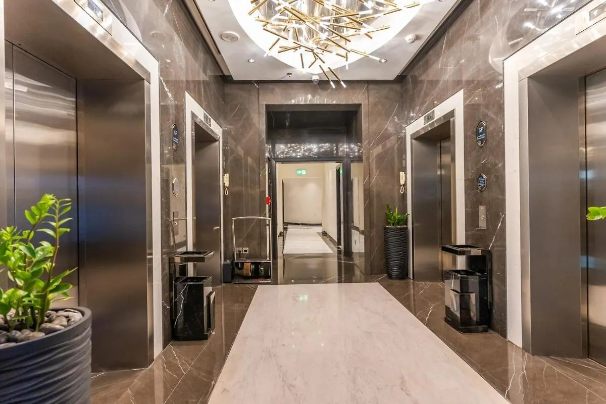 Modern 1Br W & Pool, Gym, Canal & Burj Khalifa Views Dubai Apartment