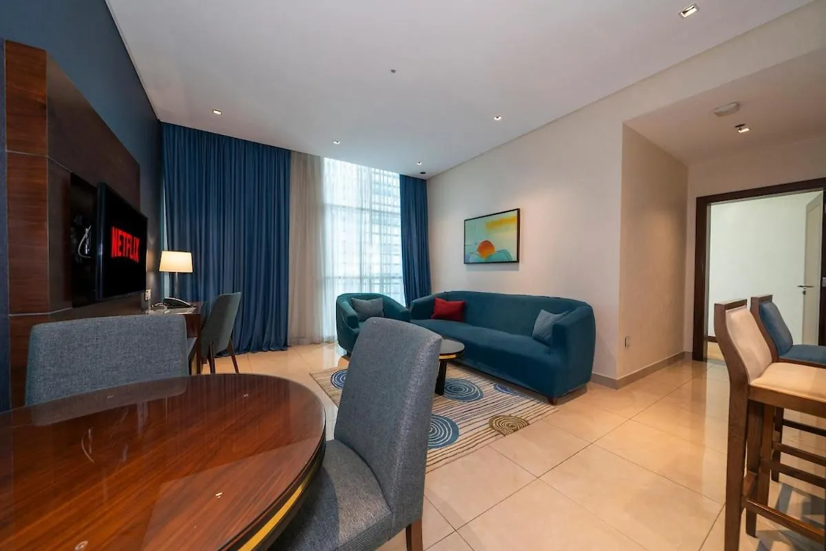 Apartman Modern 1Br W & Pool, Gym, Canal & Burj Khalifa Views Dubaj Egyesült Arab Emírségek